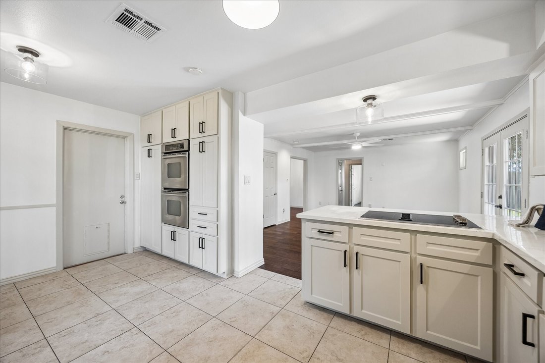 House in Houston, Texas, United States 5 - 19061701