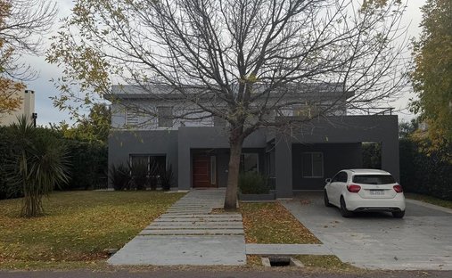 Haus in Del Viso, Provinz Buenos Aires, Argentinien 1