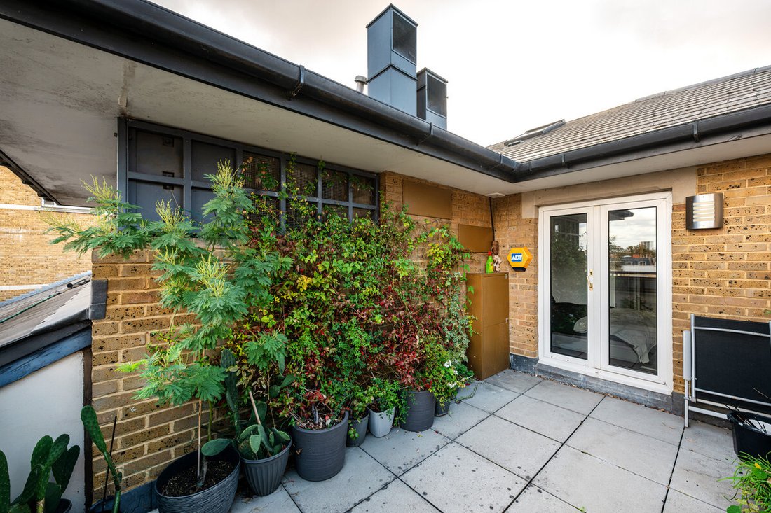 Apartment in Little Venice, Westminster, England 5 - 19062703