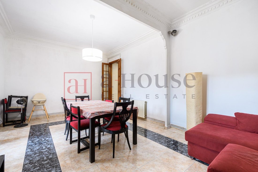 Appartamento a Eixample, Barcellona, Spagna 3 - 19063340