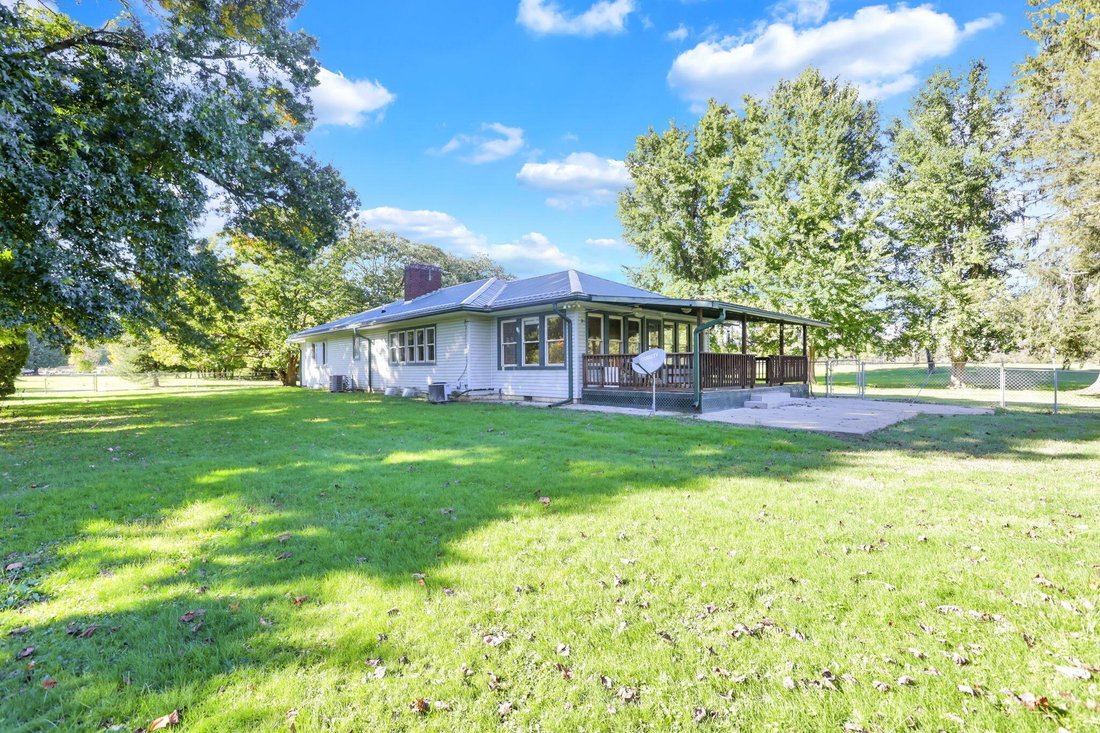 House in Logan, Ohio, United States 5 - 19059211
