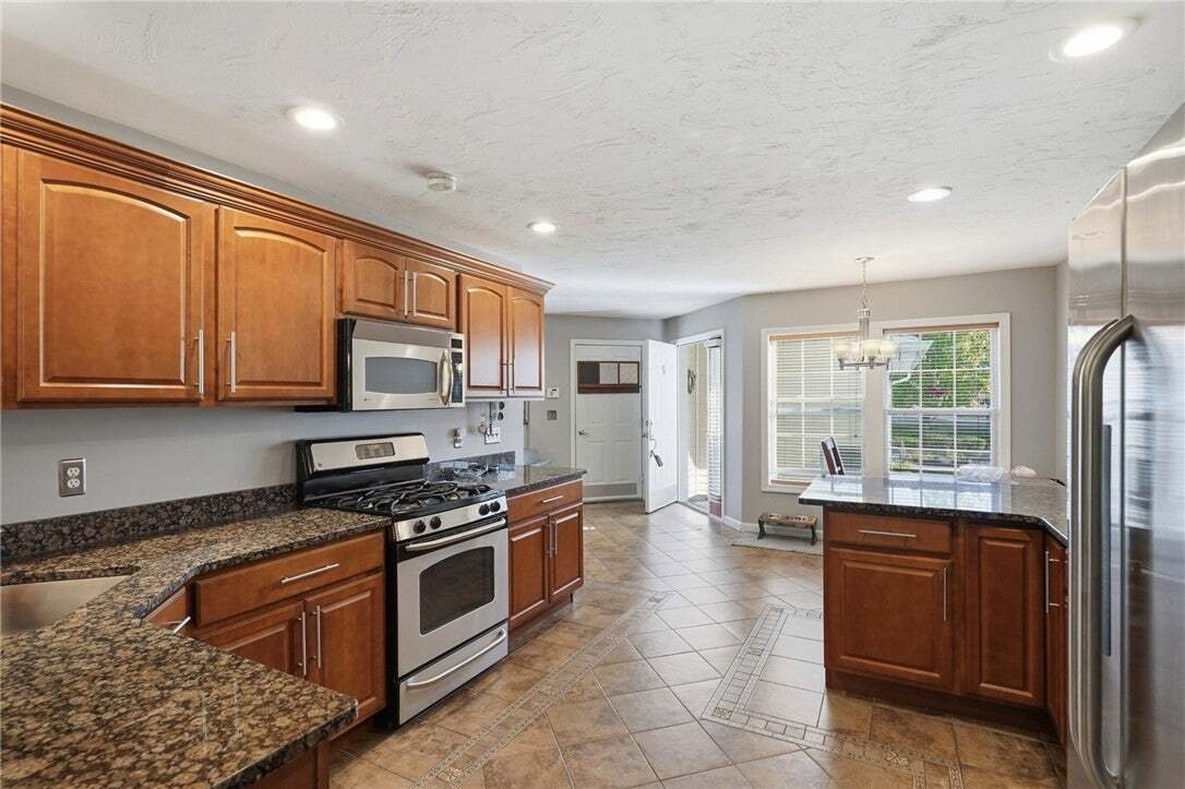 Condo in North Smithfield, Rhode Island, United States 3 - 19059333