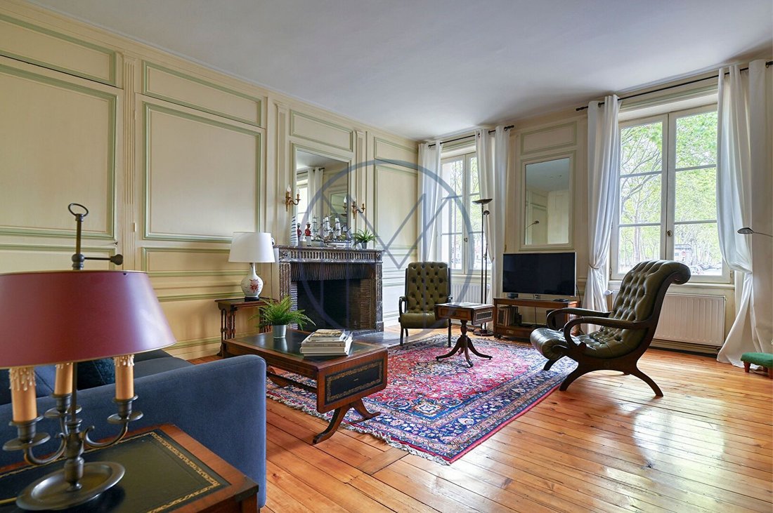 Apartment in Domaine National du Château, Versailles, France 1 - 19064077