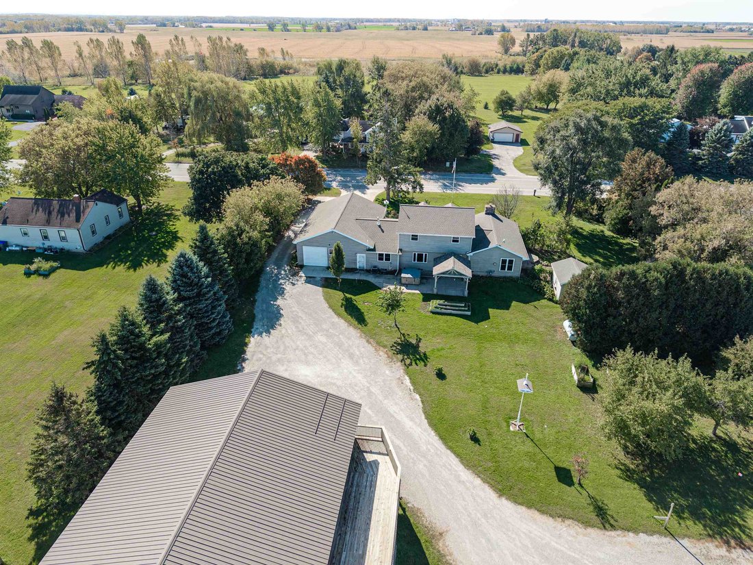 Seymour, Wisconsin, United States 4 - 19064417