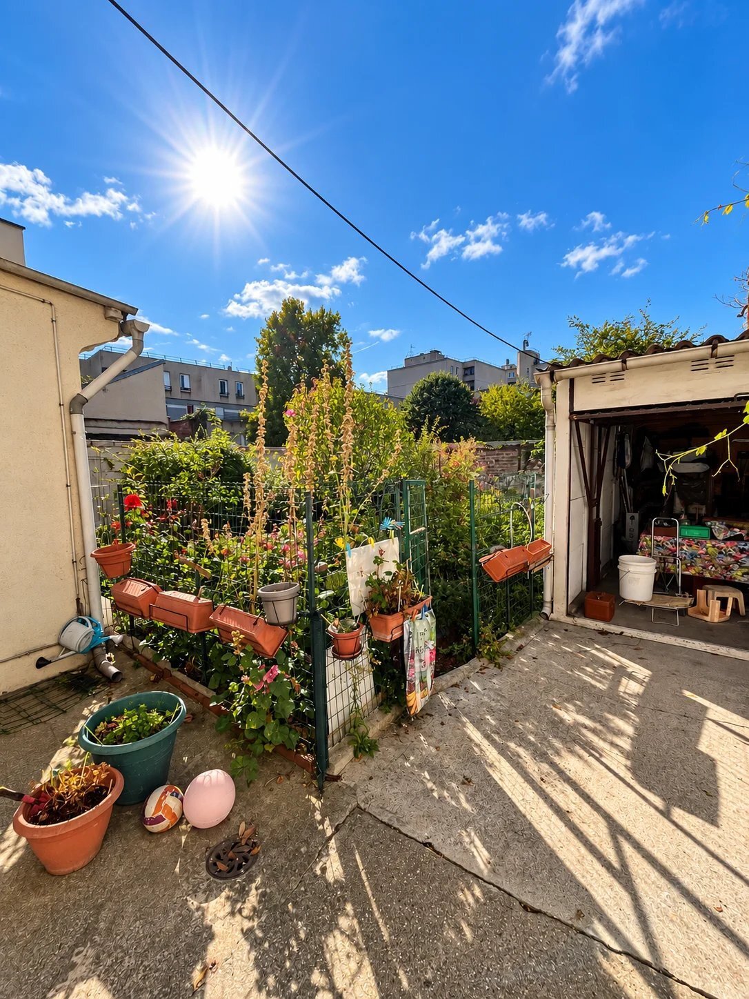 House in Arrondissement of Bobigny, Ile-de-France, France 3 - 19063554