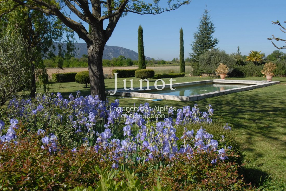 Country House in Gordes, Provence-Alpes-Côte d'Azur, France 1 - 19060622