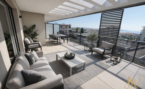 Appartement à Pont du Lys-Antibes les Pins, Antibes, France 1