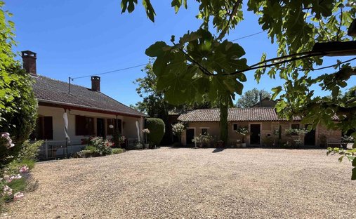 Casa en La Genête, Borgoña-Franco Condado, Francia 1