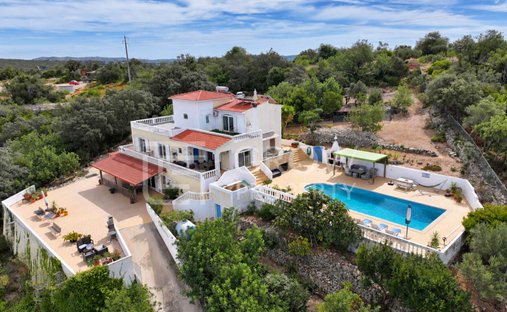 House in Loule (Sao Clemente), Algarve, Portugal 1