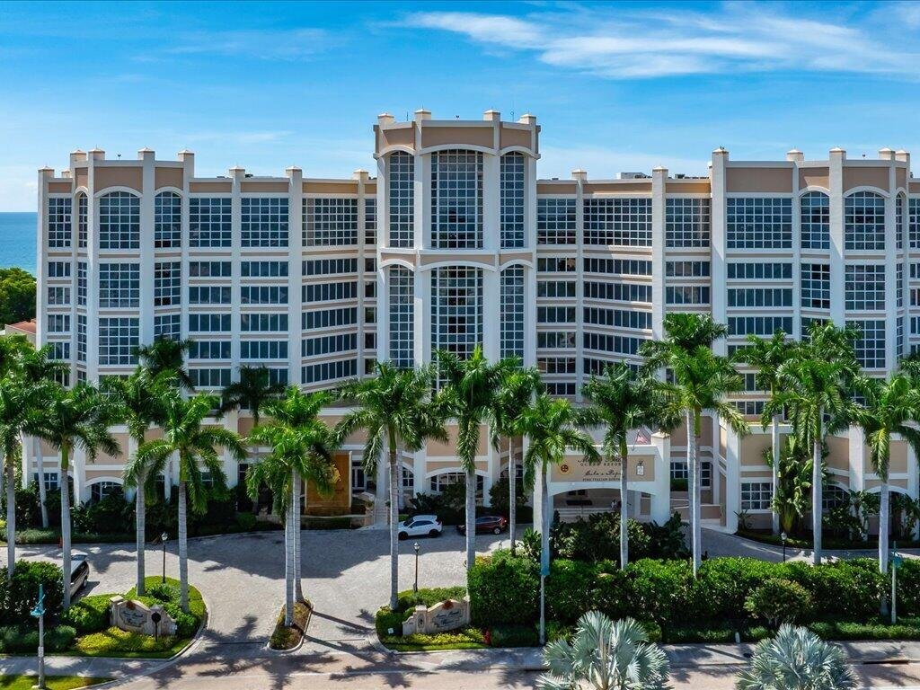 Condo in Marco Island, Florida, United States 2 - 19059100
