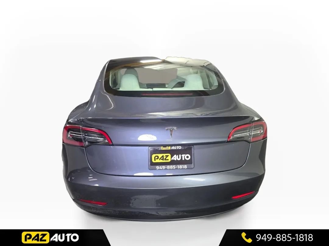 Sedan in Laguna Hills, CA, United States 4 - 19058333