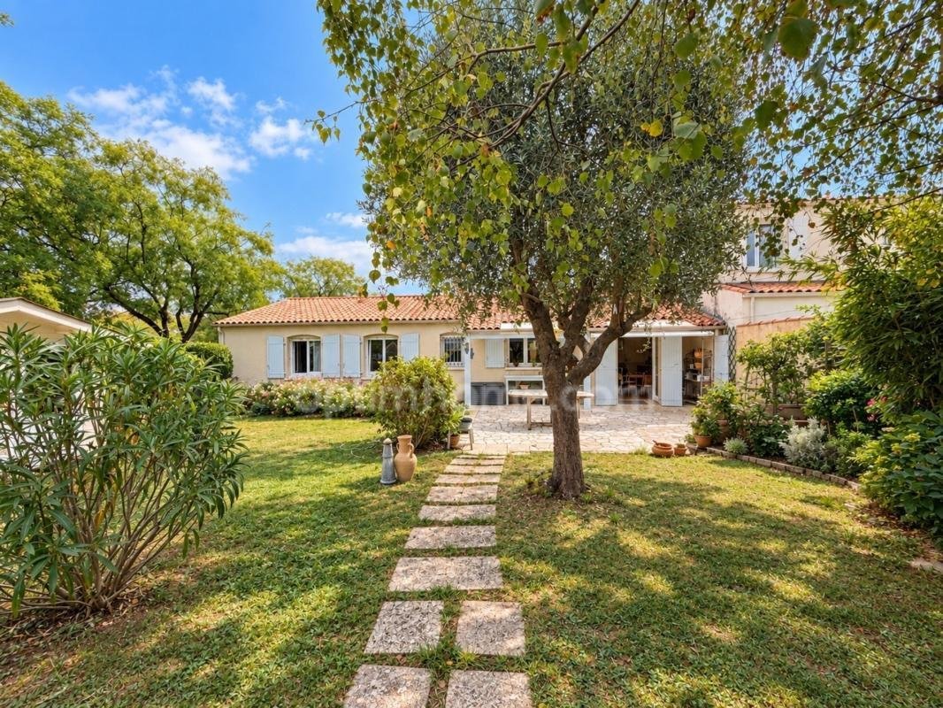 House in Lafond, La Rochelle, France 4 - 19064130