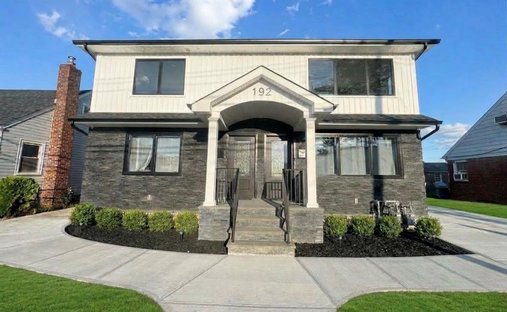Mineola, New York, Vereinigte Staaten 1