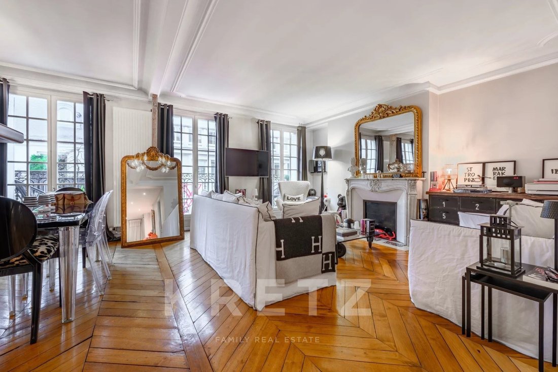 Apartment in Saint Philippe du Roule, Paris 8e Arrondissement, Paris 1 - 19064509