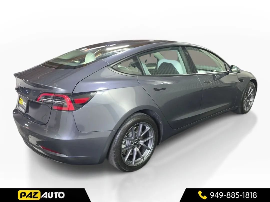 Sedan in Laguna Hills, CA, United States 5 - 19058333