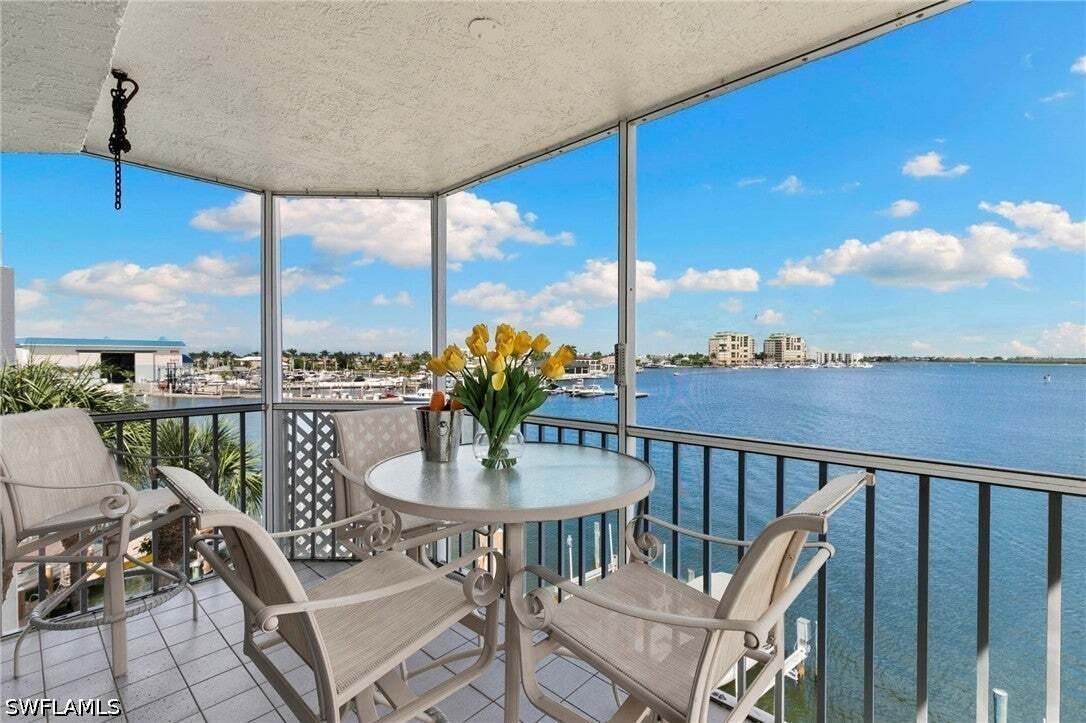 Condo in Marco Island, Florida, United States 4 - 19062258