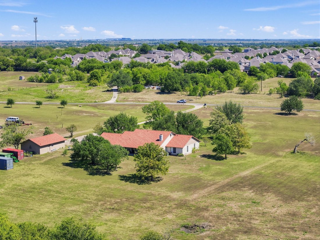 House in Hutto, Texas, United States 3 - 19059782