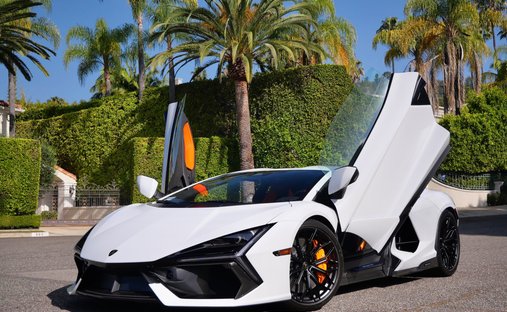 2026 Lamborghini Revuelto awd in West hollywood, CA, United States 1