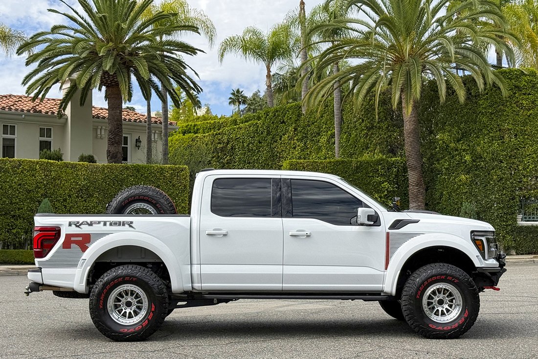 Pickup in West Hollywood, CA, United States 4 - 19061290