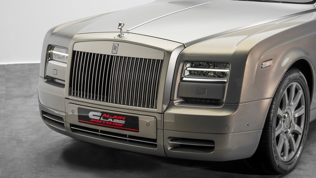 Coupe in Dubai, United Arab Emirates 5 - 19066880