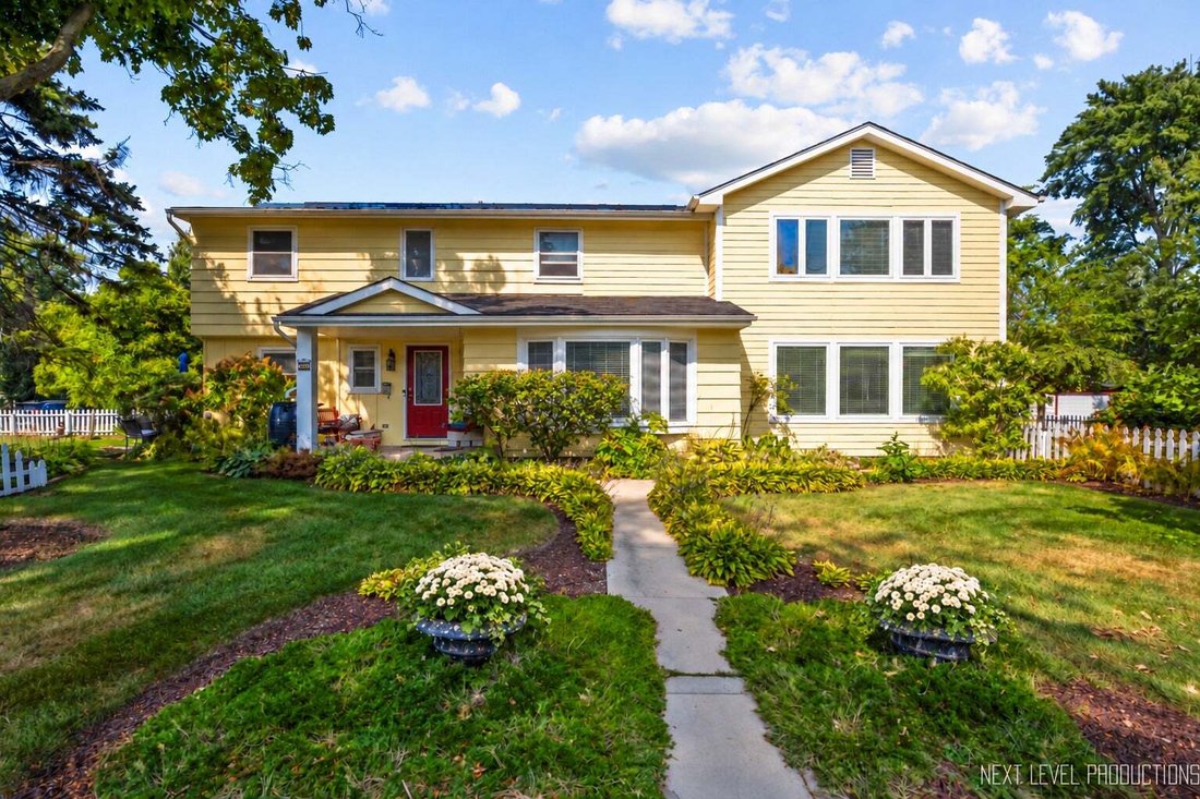 House in Glen Ellyn, Illinois, United States 1 - 19066452
