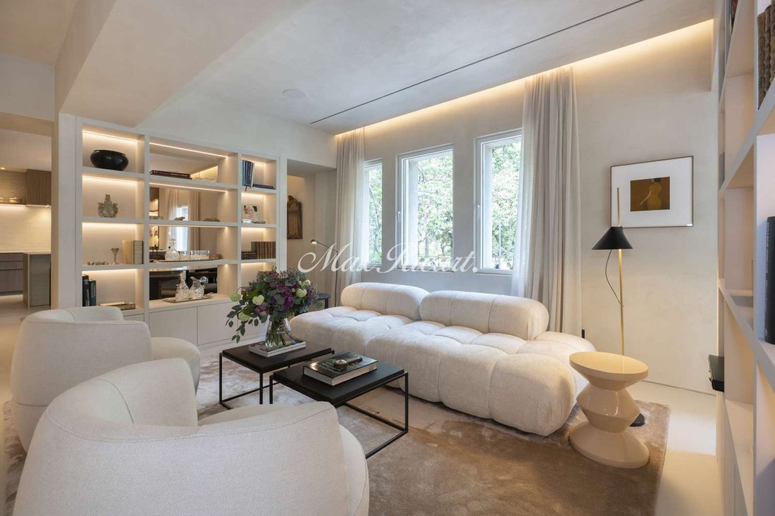 Apartment in Sarrià-Sant Gervasi, Barcelona, Spain 2 - 19066807