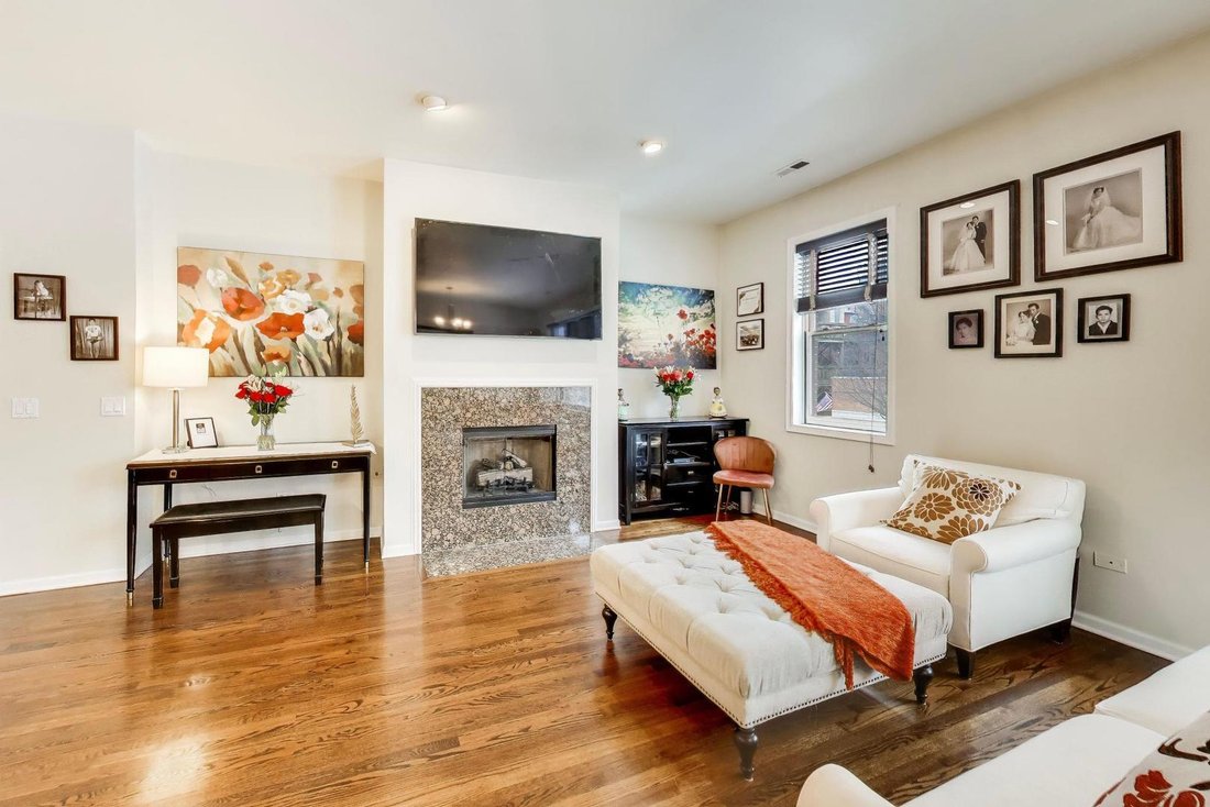 Condo in Chicago, Illinois, United States 3 - 19067268