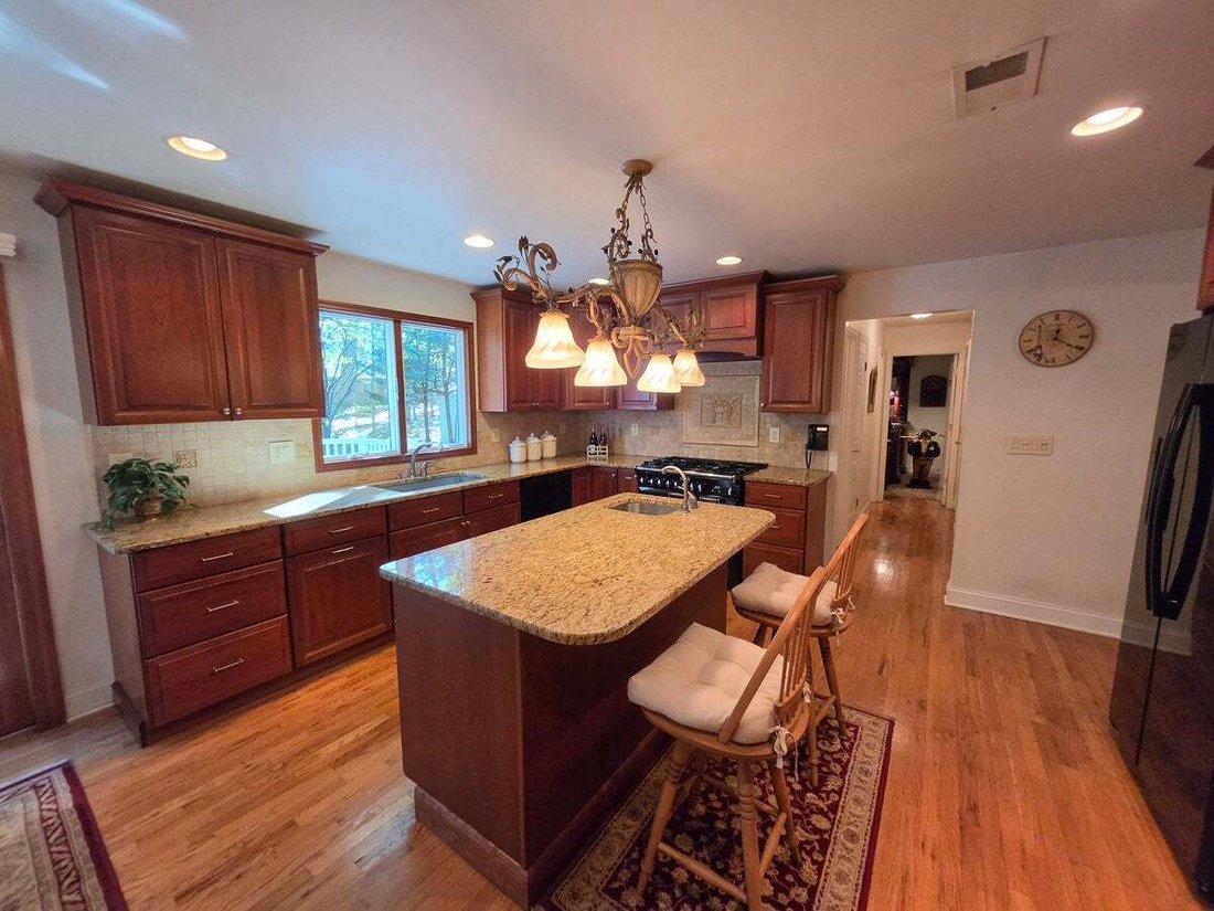 Casa a East Brunswick, New Jersey, Stati Uniti 4 - 19066016