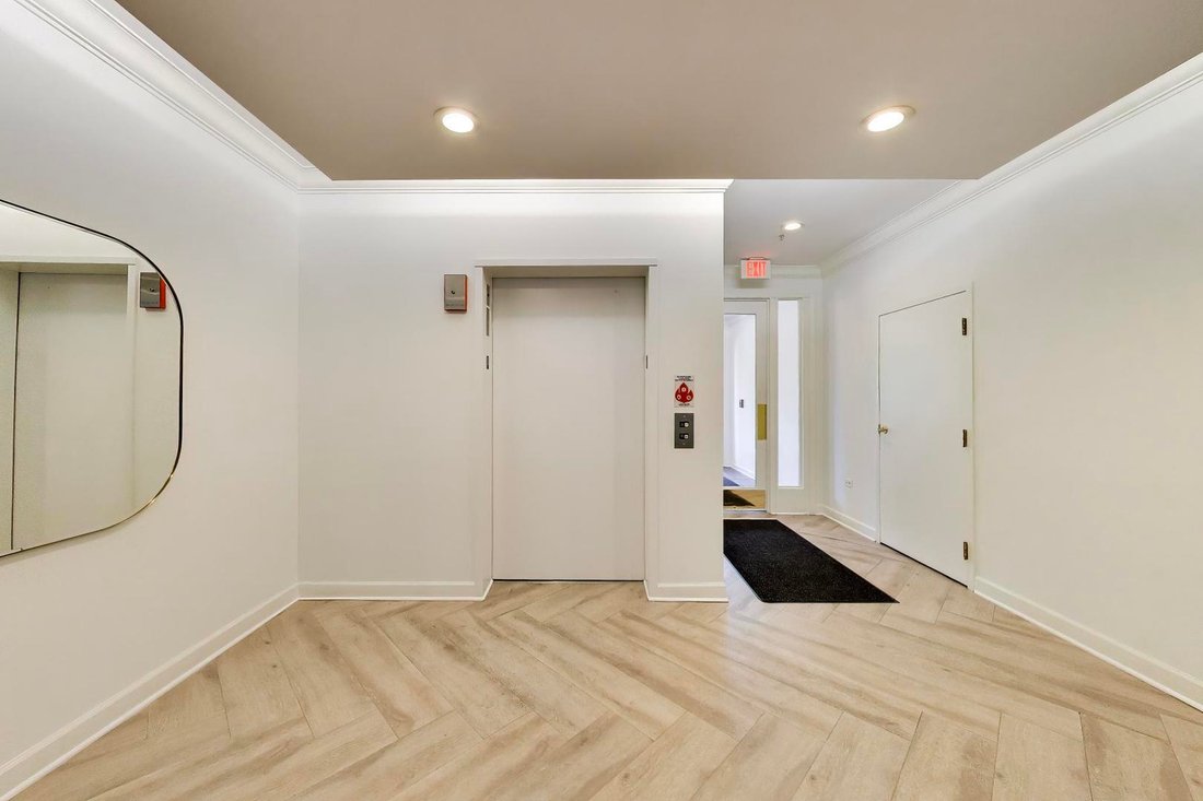 Condo in Winnetka, Illinois, United States 4 - 19057970