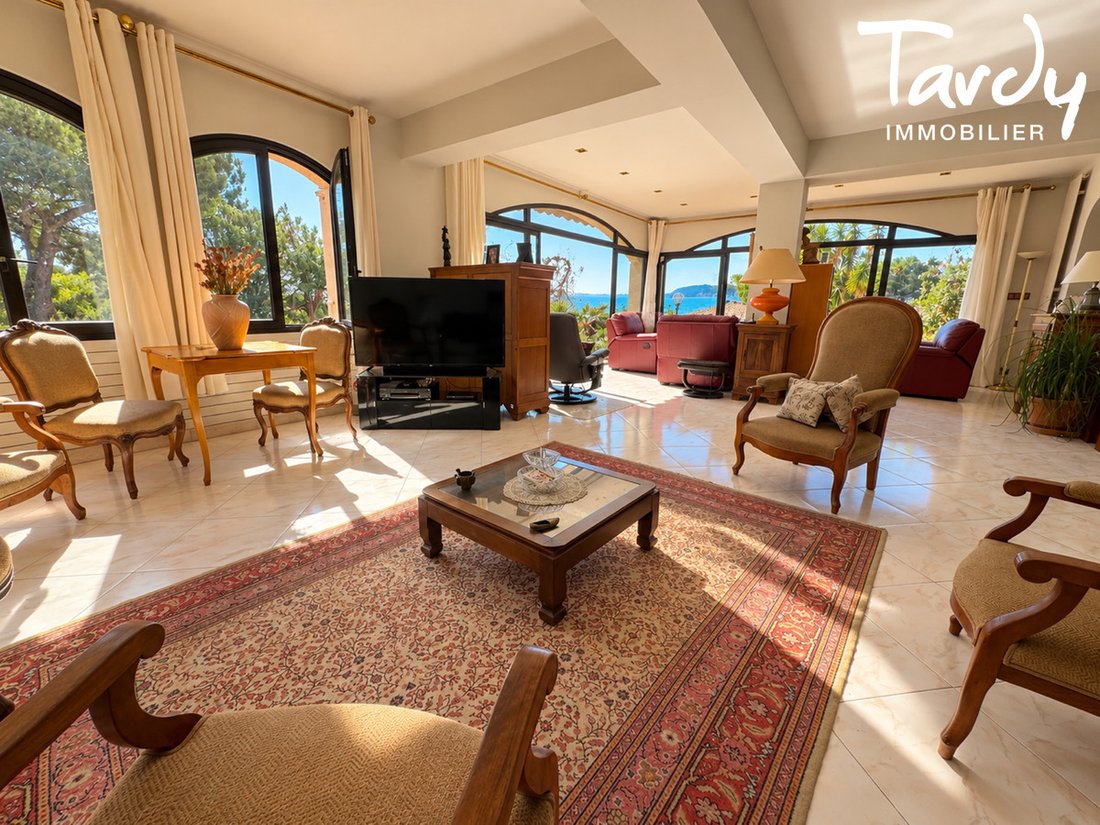 Villa en La Cadière-d'Azur, Provenza-Alpes-Costa Azul, Francia 5 - 19067002