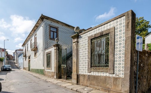 Villa en Santa Marinha y Sao Pedro da Afurada, Distrito de Oporto, Portugal 1