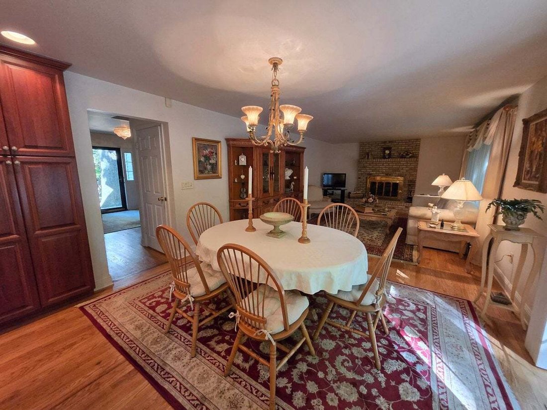 Casa a East Brunswick, New Jersey, Stati Uniti 3 - 19066016