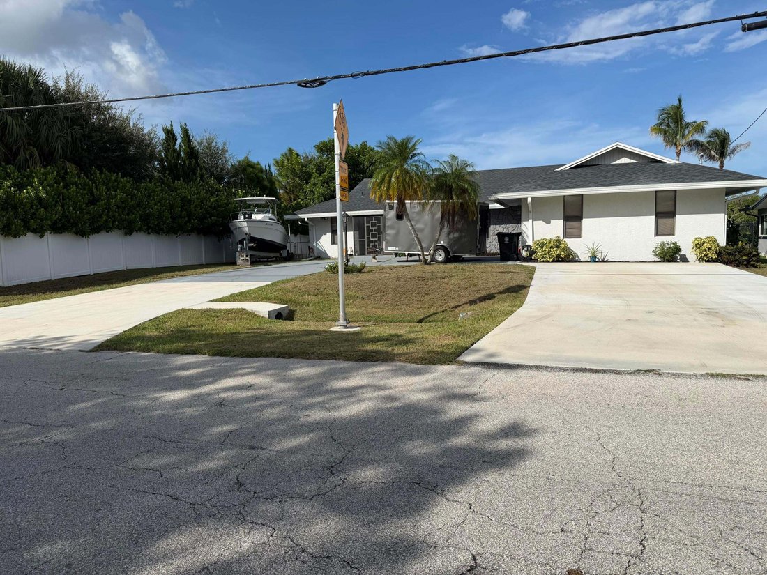 House in Port St. Lucie, Florida, United States 2 - 19066208