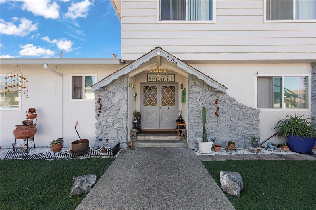 Santa Clara, California, United States 3 - 19066378