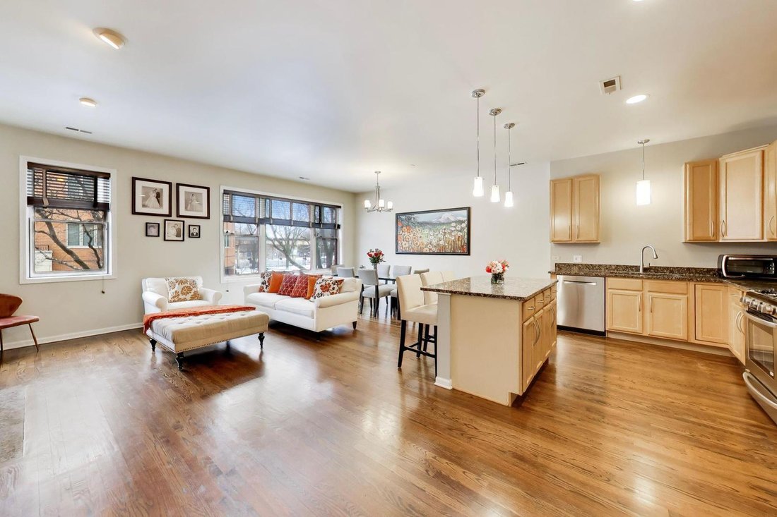 Condo in Chicago, Illinois, United States 2 - 19067268