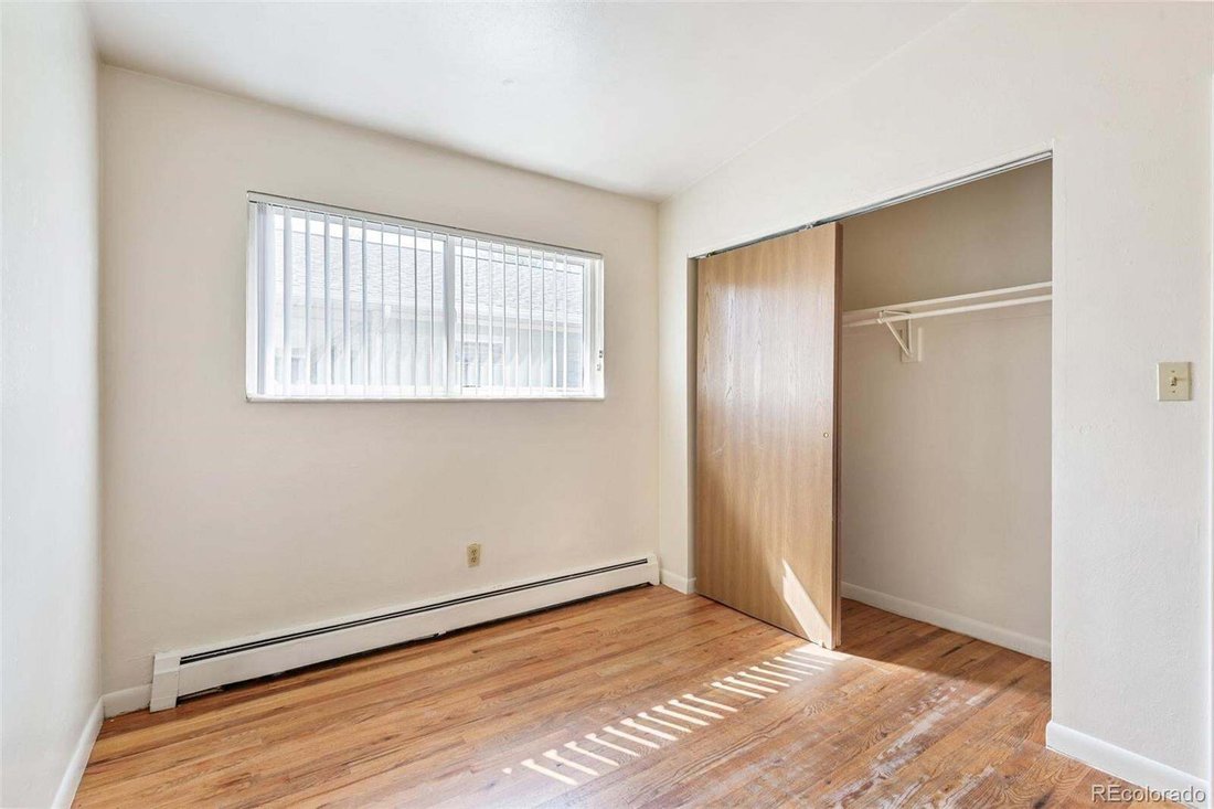 Lakewood, Colorado, United States 5 - 19066308