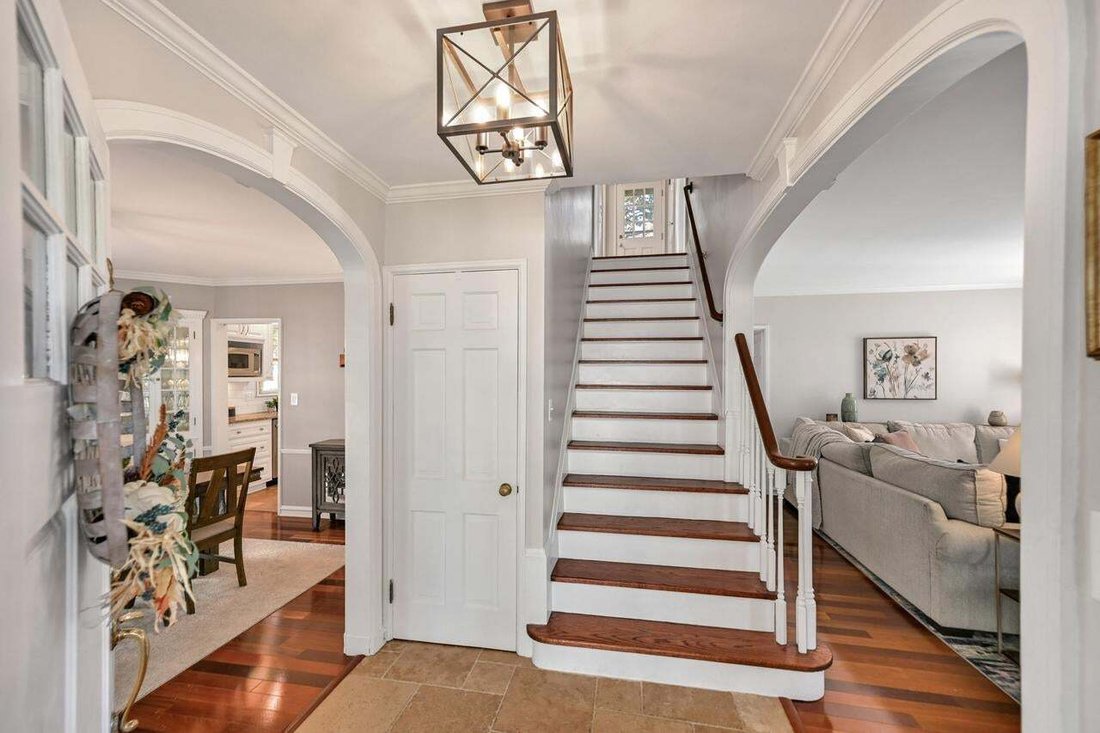 House in Wauwatosa, Wisconsin, United States 5 - 19066078