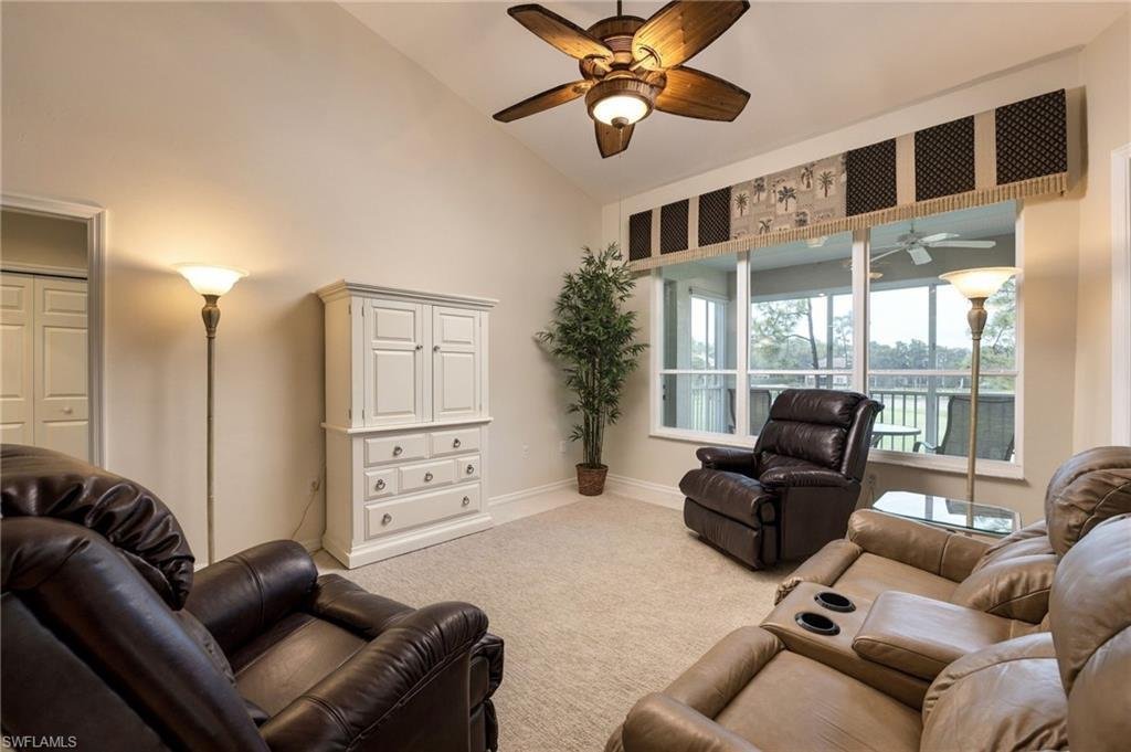 Condo in Naples, Florida, United States 3 - 19067254