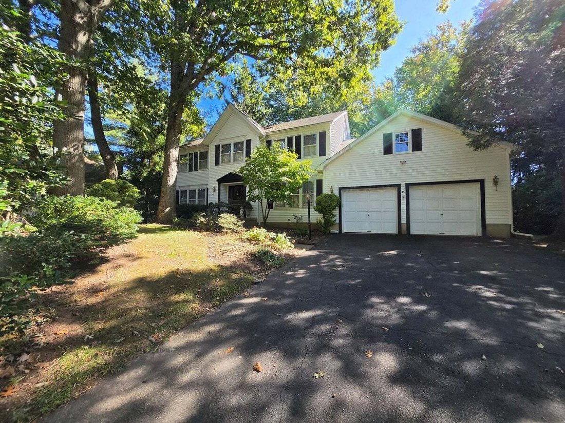 Casa a East Brunswick, New Jersey, Stati Uniti 1 - 19066016