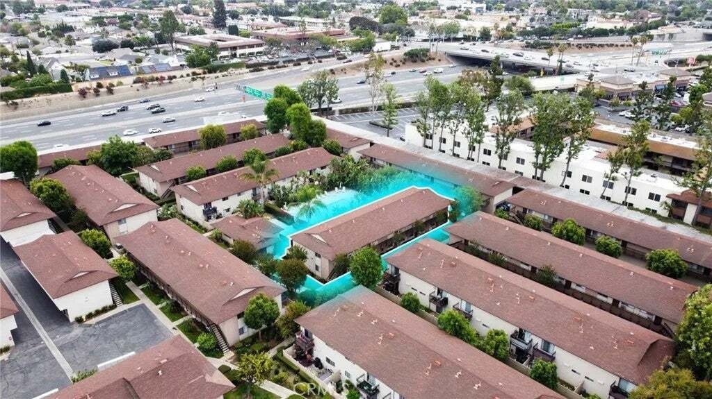 Altro a Santa Ana, California, Stati Uniti 1 - 19066590