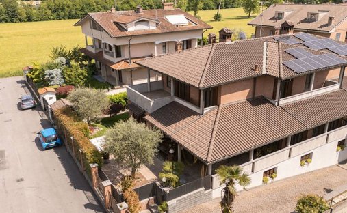 Villa in Brugherio, Lombardy, Italy 1