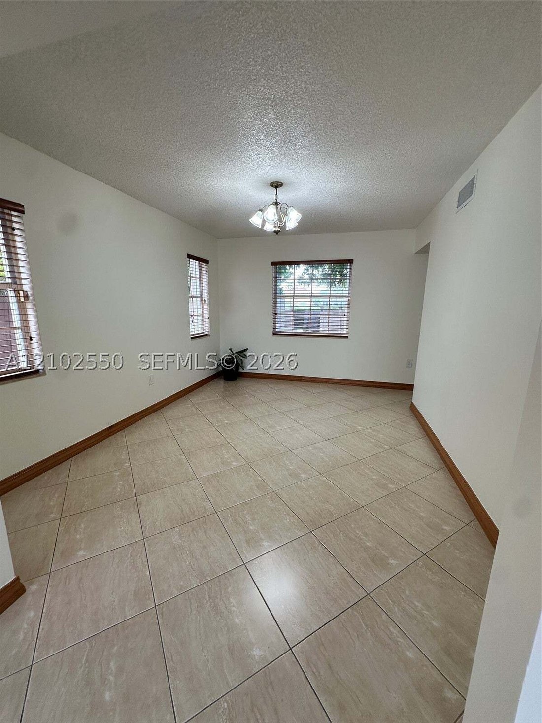 House in Miami, Florida, United States 5 - 19066396