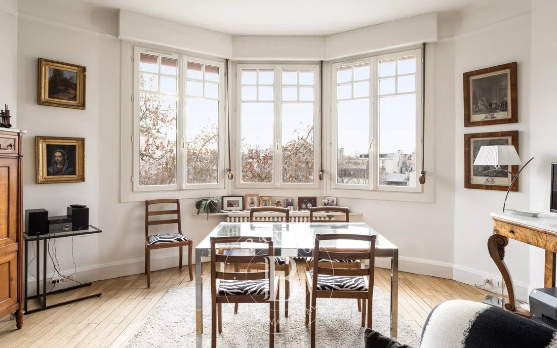 Apartment in Courcelles-Wagram, Paris 17e Arrondissement, Paris 2 - 19066754