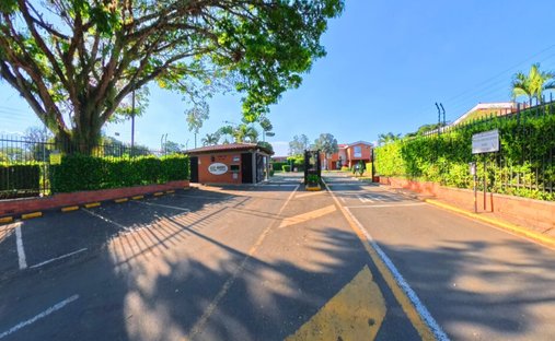 Casa de Campo en Cali, Chocó, Colombia 1