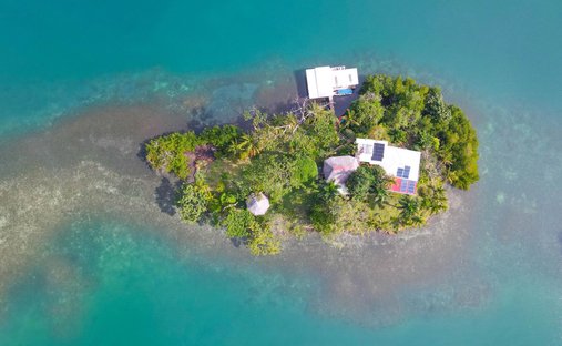 House in Cauchero, Bocas del Toro Province, Panama 1