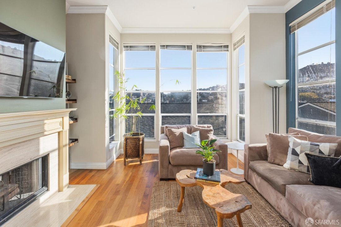 Condo in San Francisco, California, United States 5 - 19066046