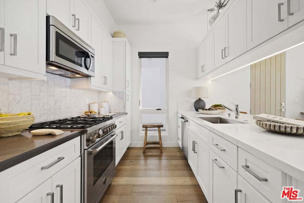 Appartement à Los Angeles, Californie, États-Unis 4 - 19067004