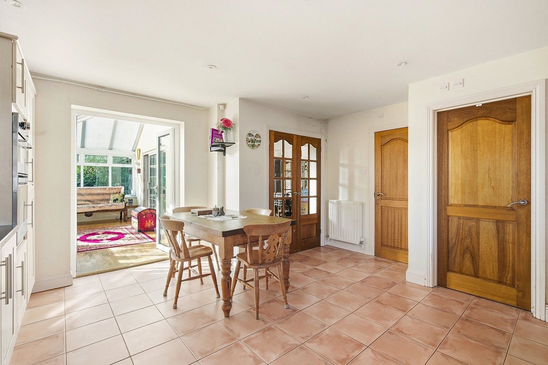 House in Denham, England 4 - 19066780