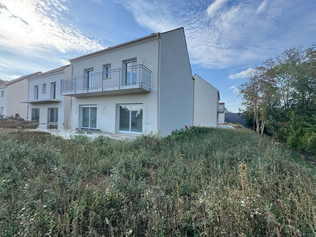 House in Les Alluets-le-Roi, Ile-de-France, France 2 - 19067882