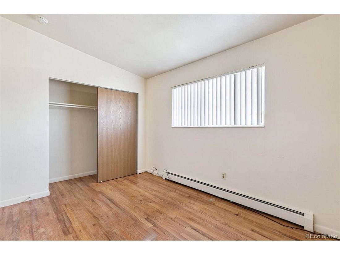 Andere in Lakewood, Colorado, Vereinigte Staaten 3 - 19066247